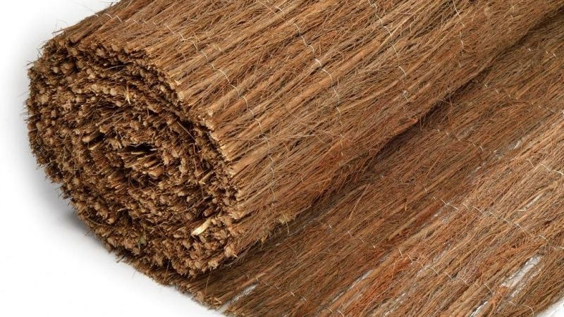 Heidematten of wilgenmatten? Welke past het beste bij jouw tuin?