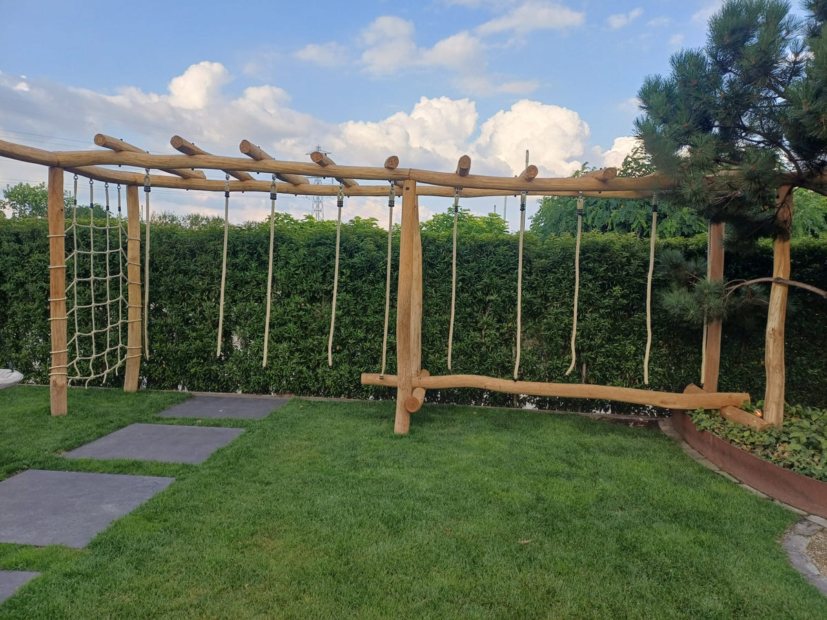 Robinia paal spintvrij geschuurd Ø 14/16 cm | Verschillende lengtes