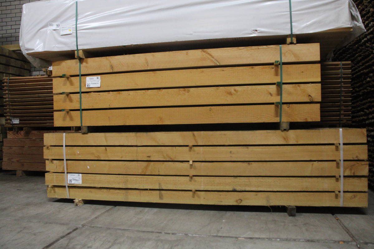 Eiken Balk | Bezaagd | 8x8 cm | 250 cm