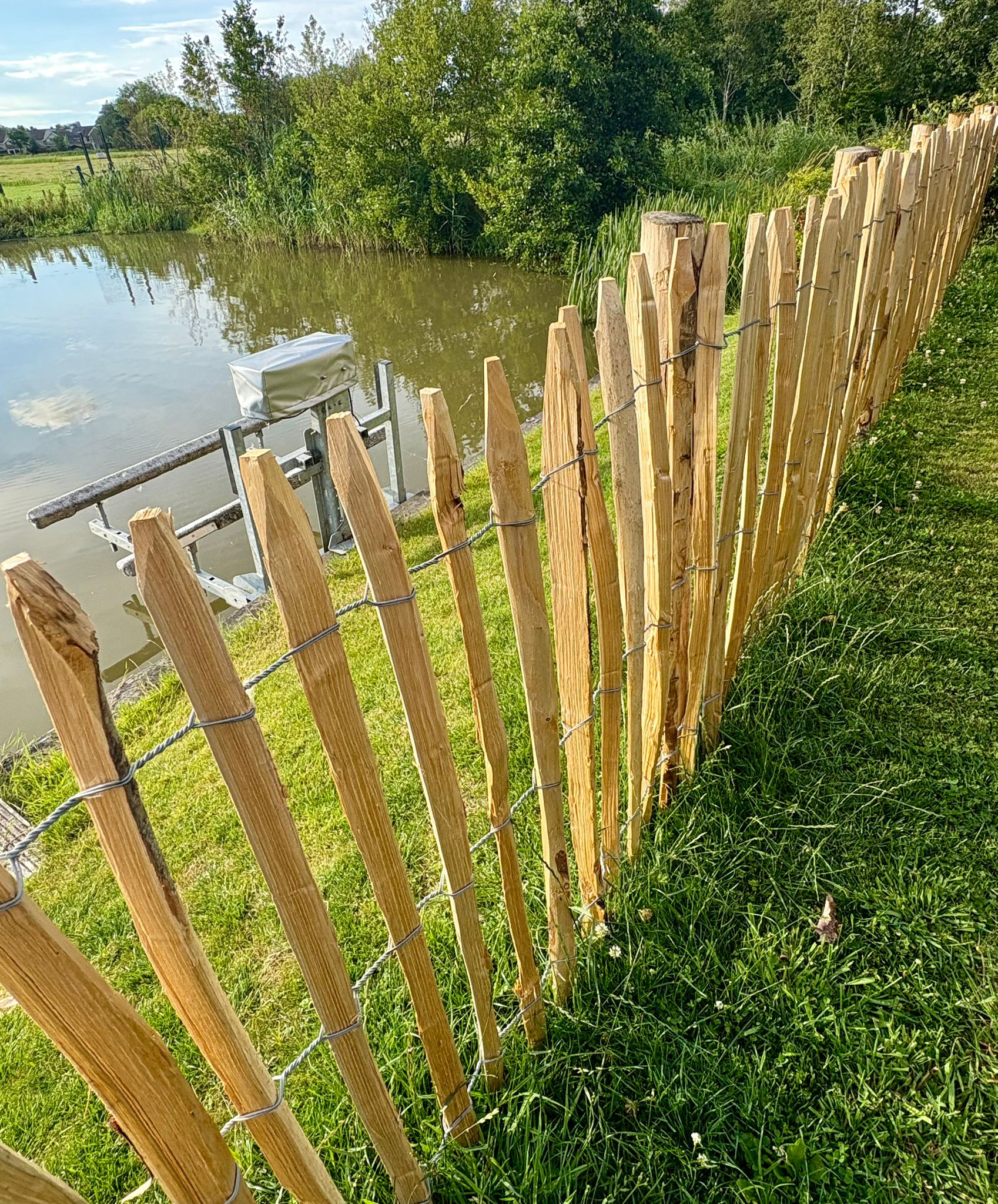 Schapenhek Kastanje Latafstand 4-5CM
